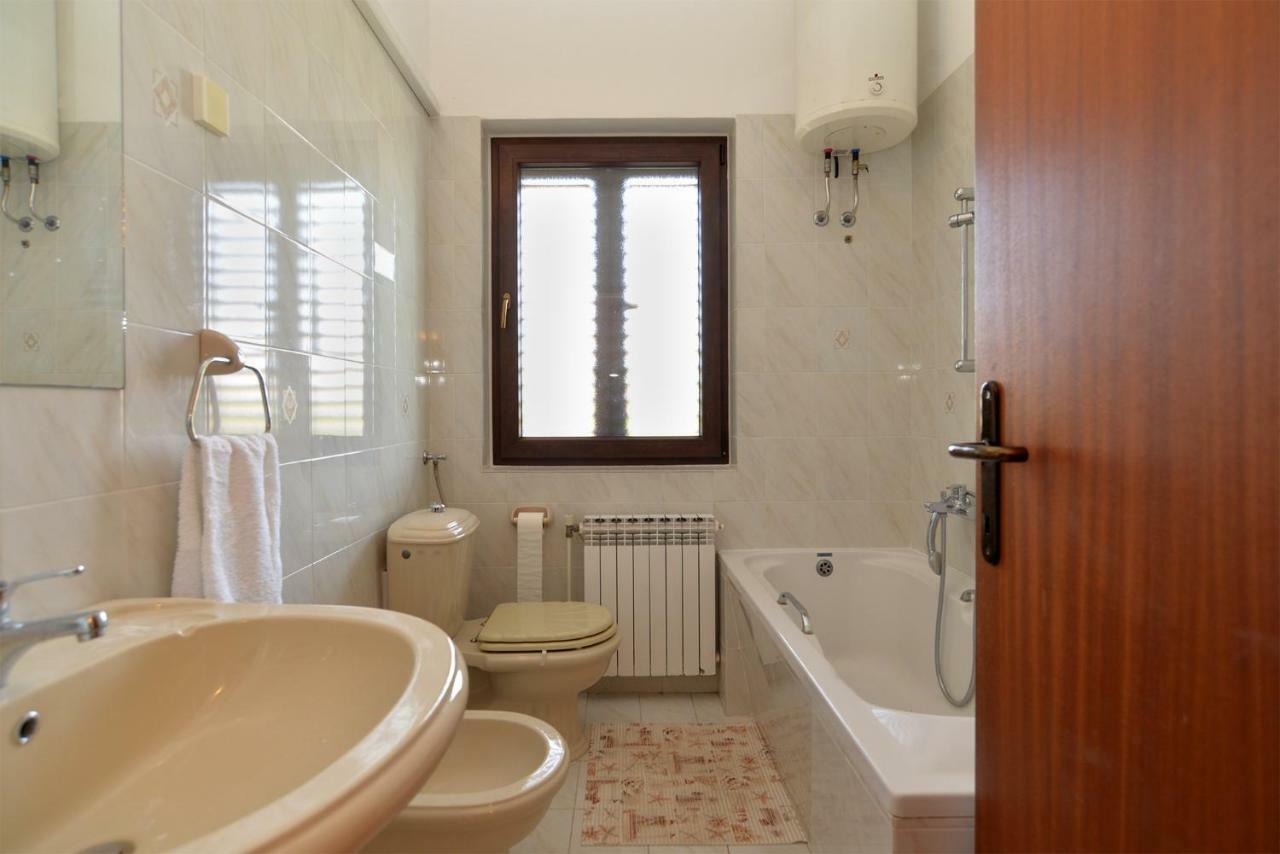 Apartment Gracijela 827 Medolino Esterno foto