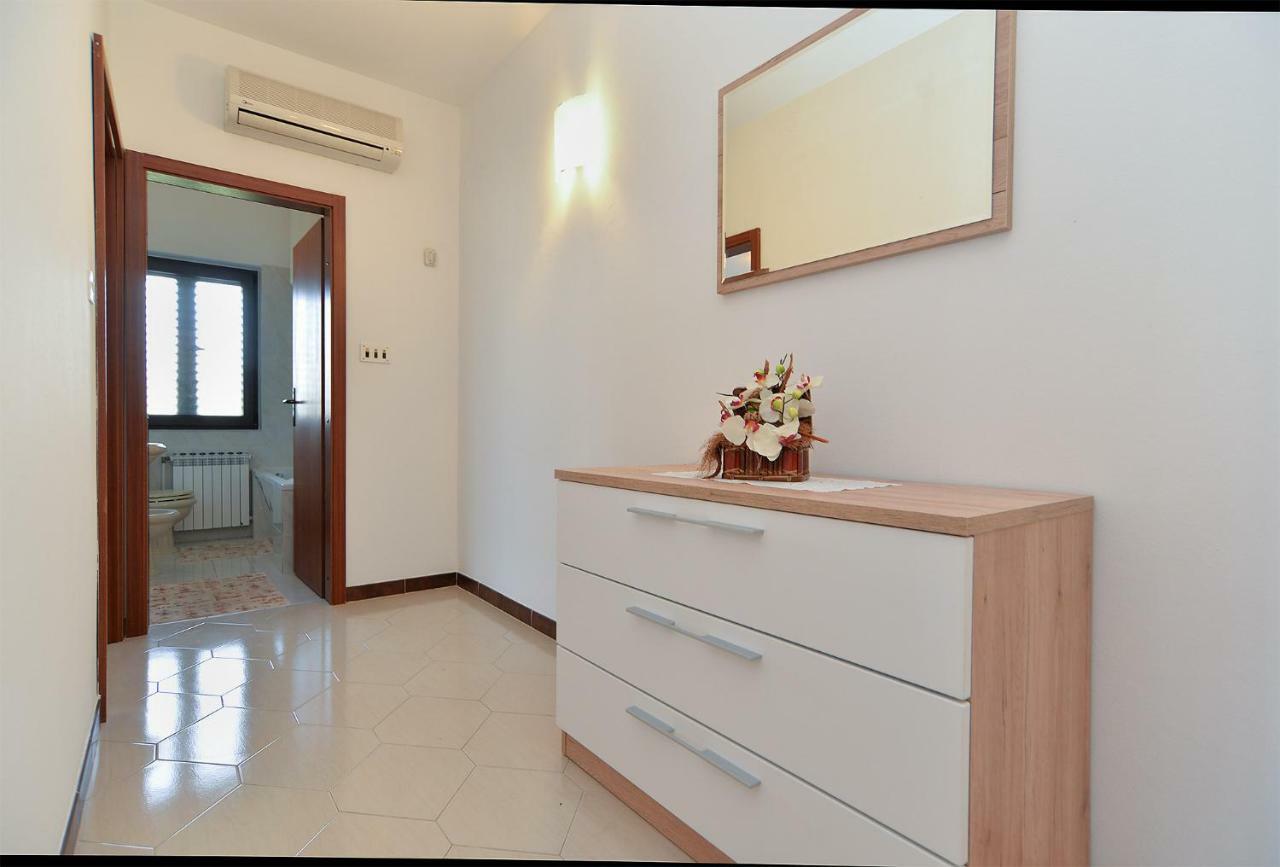 Apartment Gracijela 827 Medolino Esterno foto